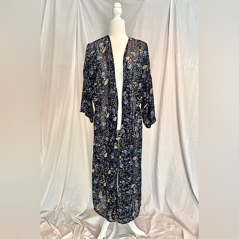 Pink Blush Maternity blue floral cover up. LIKE NEW CONDITION.